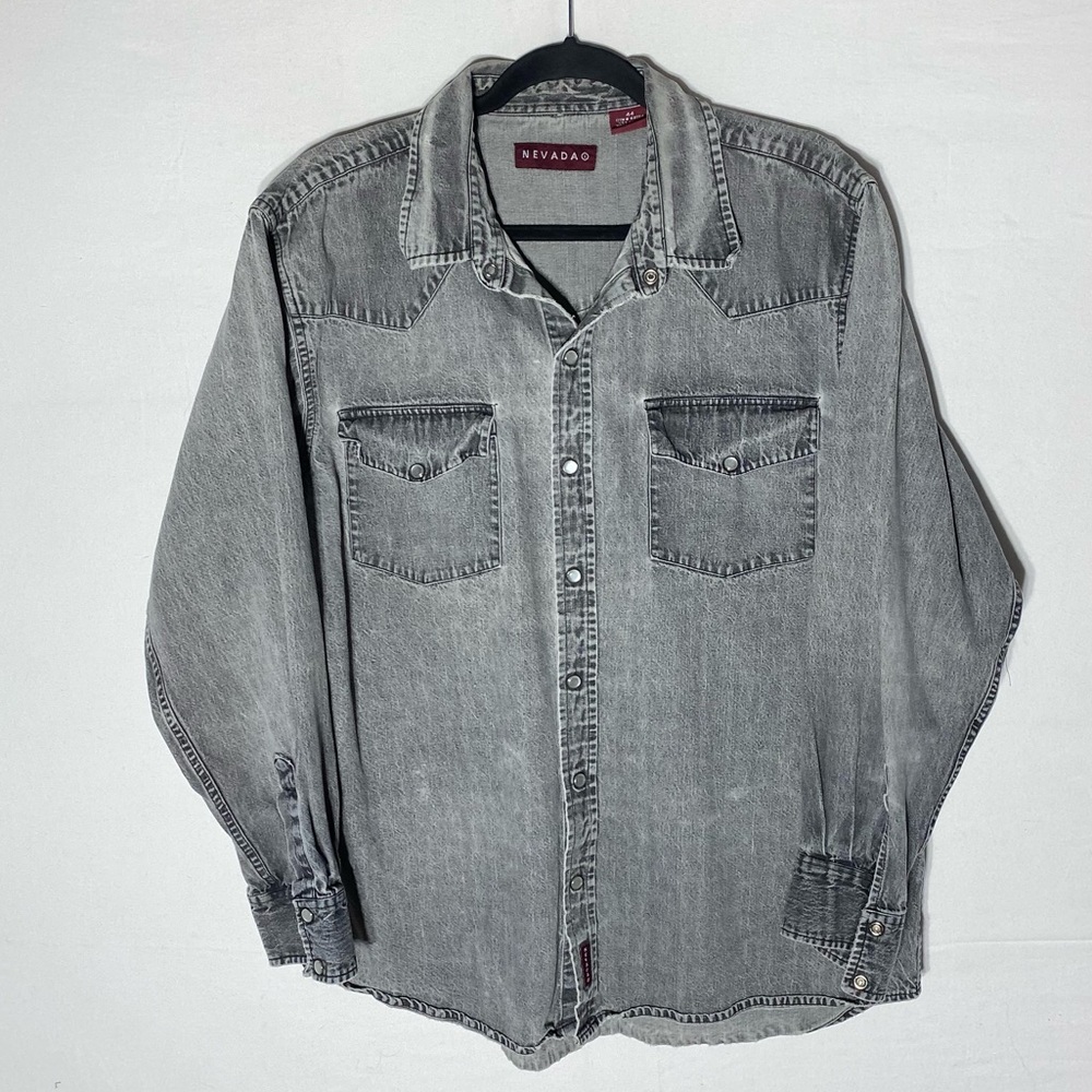 Vintage 90s Nevada Lightly Distressed Grey Denim Long Sleeve Button Up Shirt M